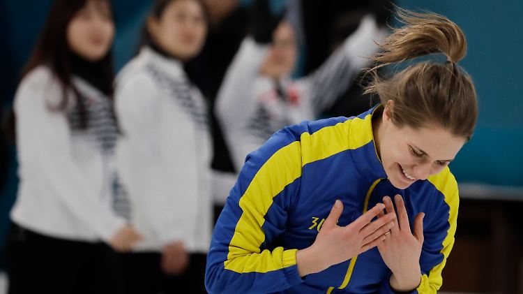 Der Star im schwedischen Team: Skip Anna Hasselborg.