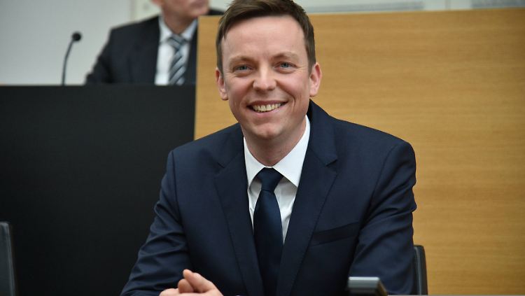 Tobias Hans ist neuer Regierungschef des Saarlandes - dem kleinsten Flächenland der Republik.