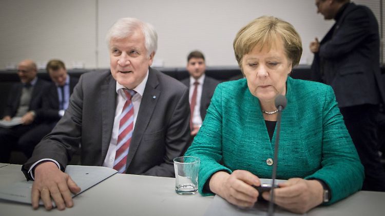 Die Absprache hat auch eine gute Seite für Horst Seehofer, denn sie löst CSU-interne Personalprobleme.