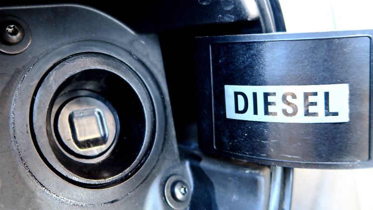 Laut ADAC kann ein alter Diesel für 2000 bis 3000 Euro nachgerüstet werden.