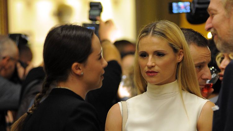 Michelle Hunziker mit ihrer Tochter Aurora Ramazotti (l.) im September 2017.