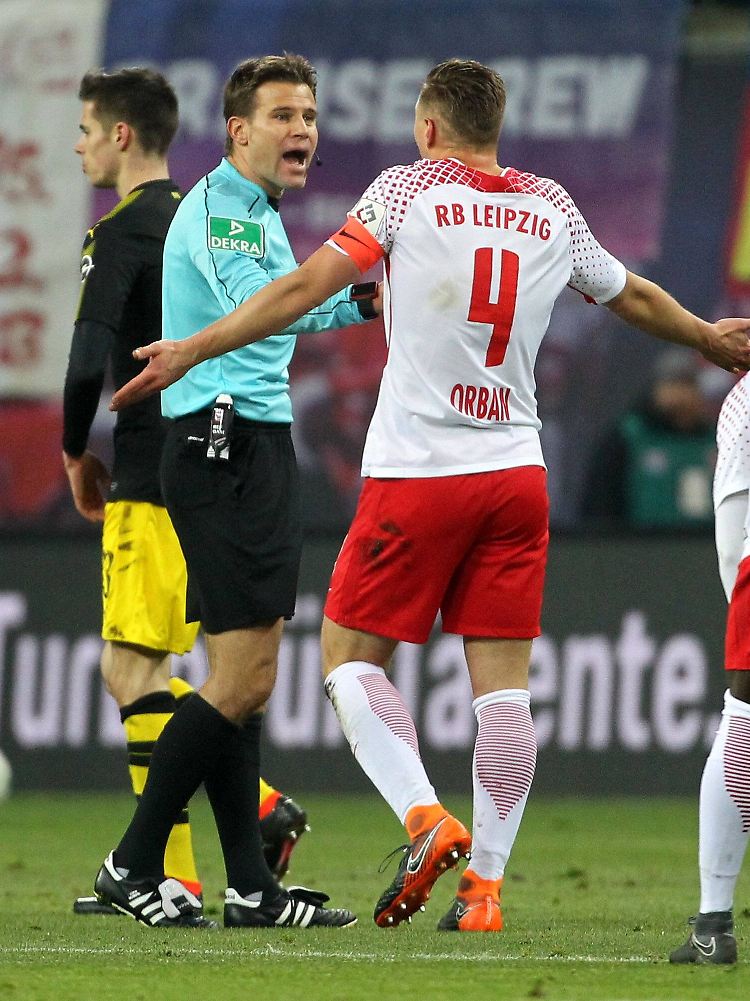Starke Spielleitung in Leipzig: Felix Brych.