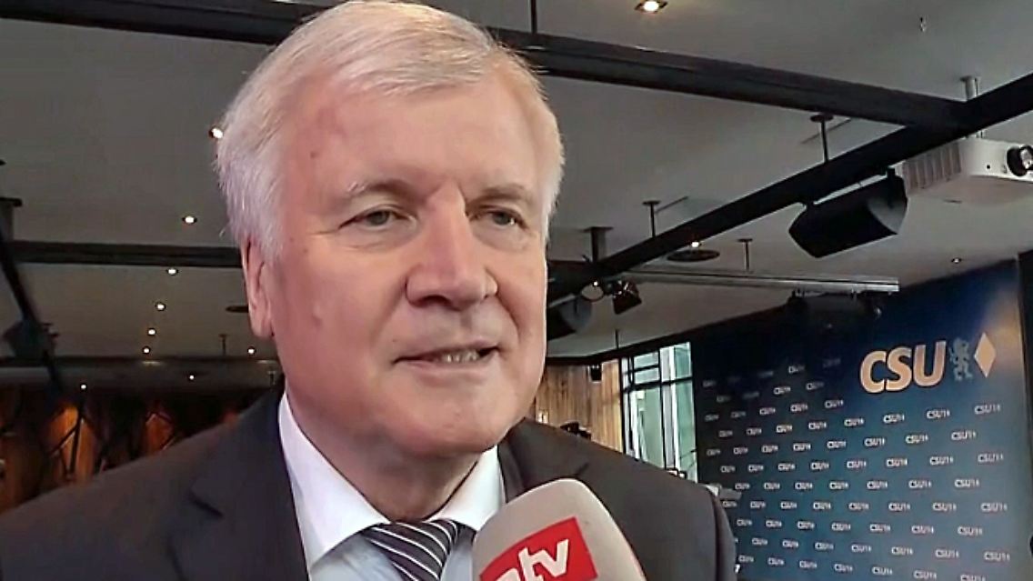 Seehofer2.jpg