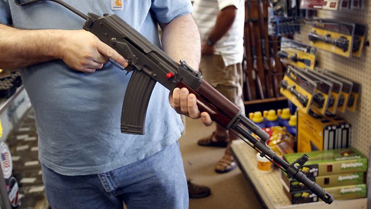 Bisher konnte jeder über 18 Jahre Waffen in Florida erwerben.