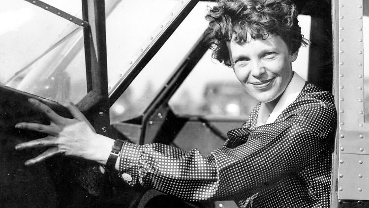 Von ihrem Versuch, die Welt zu umrunden, kehrte Amelia Earhart 1937 nicht zurück.