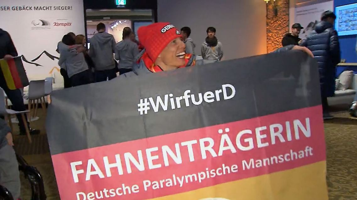EskauParalympicsFahne.jpg