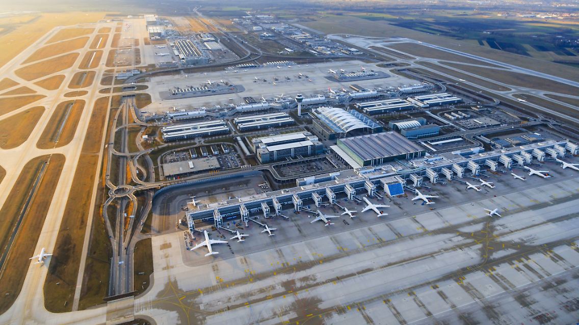 Die Fluggesellschaften dürften aber nach wie vor solide Gewinne erwirtschaften, glaubt der Verband IATA.