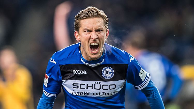 Konstantin Kerschbaumer bringt seine Arminia zurück ins Aufstiegsrennen.