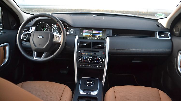 Größere Ablageflächen würden dem Discovery Sport nicht schlecht zu Gesicht stehen.