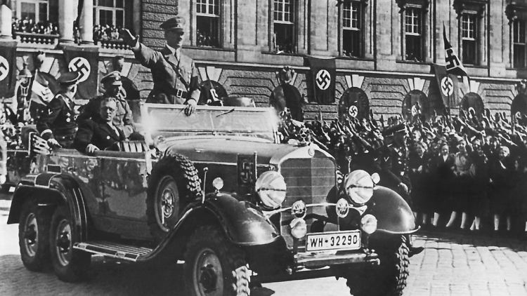 Der "Triumphzug" Hitlers in Wien wurde propagandistisch perfekt vorbereitet und inszeniert.