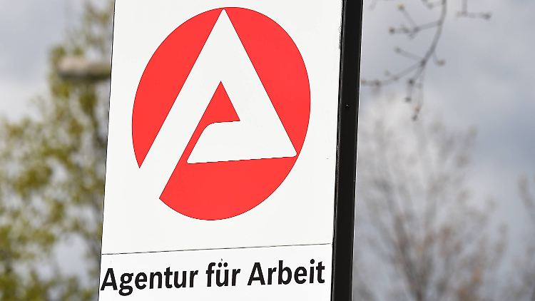 Der Weg zum Arbeitsamt wird oft einfach zu spät angetreten.