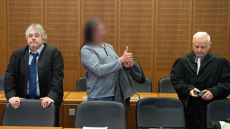 Zehn Jahre Gefängnis? Der verurteilte 57-Jährige nimmt`s gelassen.