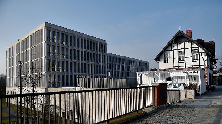 Das um die Bereiche Heimat und Bauen erweiterte Innenministerium soll fast die Hälfte der neuen Mitarbeiter bekommen.