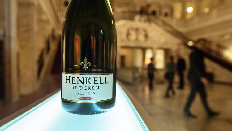 Der Wiesbadener Getränkehersteller Henkell expandiert erfolgreich.