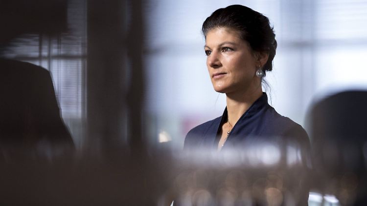 Sahra Wagenknecht sieht das Potential, mit einem linksnationalen Kurs auch der AfD wieder Wähler abringen zu können.