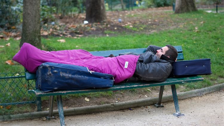 Virginie Despentes wirft in ihrer Romanreihe einen menschlichen Blick ohne falschen Pathos auf obdachlose Menschen.