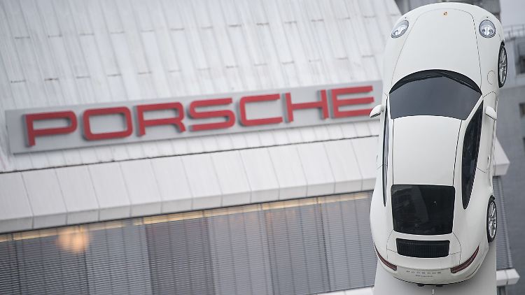 Die Gewinne von Porsche schießen unter anderem dank starker VW-Zahlen in die Höhe.