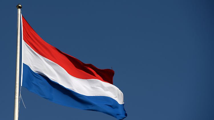 In Den Haag regiert seit rund fünf Monaten eine Mitte-Rechts-Koalition unter dem rechtsliberalen Premier Mark Rutte.