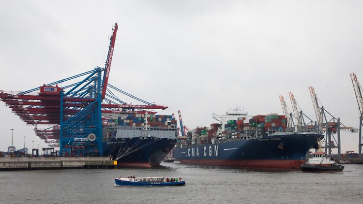 Hamburg ist für viele deutsche Exporteure das Tor zur Welt. 