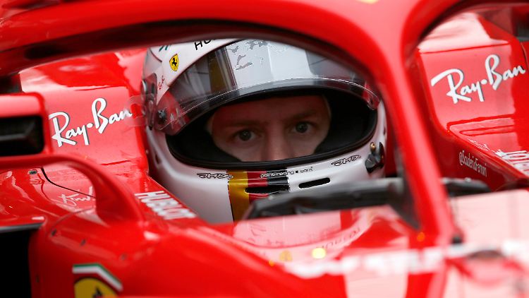 Bei Sebastian Vettel läuft es in Melbourne noch nicht ganz rund.