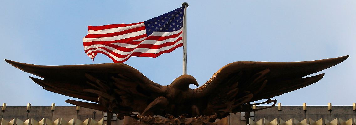 Die US-Botschaft in London. Großbritannien schätzt die Veröffentlichungen als schädlich für die nationale Sicherheit ein.