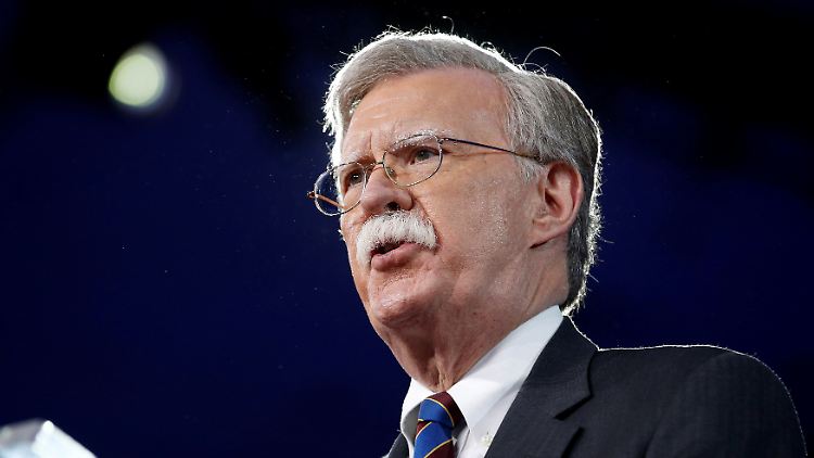 Bolton gilt als "Falke" in der Außenpolitik - er äußerte sich allerdings häufig anders als Trump. 