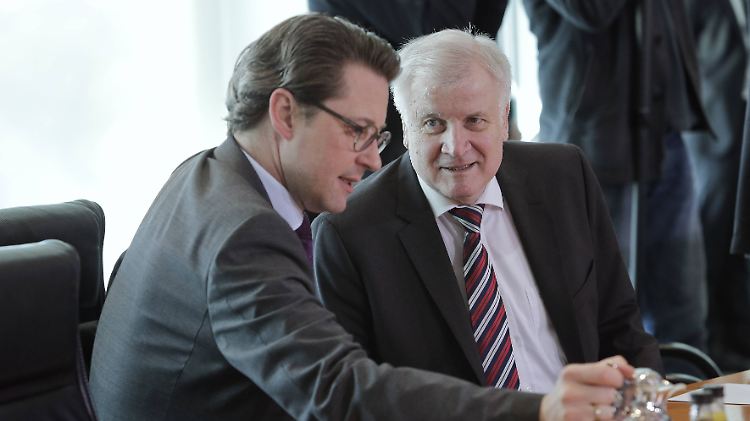 Horst Seehofer und Andreas Scheuer: Die CSU zeigt in der Islam-Debatte Geschlossenheit. 