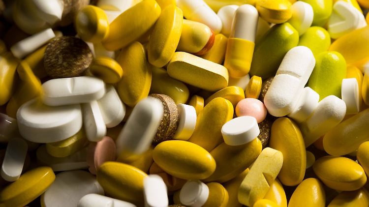 Die Aktien der PillPack Konkurrenten Walgreens und CVS brachen im frühen US-Handel um 8 bzw. 9 Prozent ein.