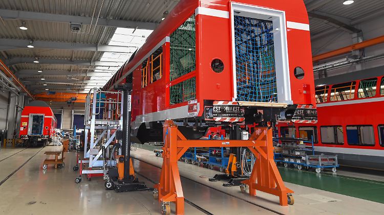 In Bautzen baut Bombardier etwa Doppelstockwagen.
