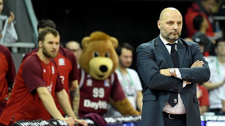 Trotz sportlicher Erfolge ist Sasa Djordjevic nicht mehr Trainer der Bayern-Basketballer.