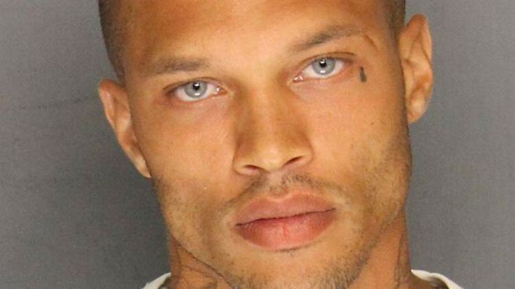 Dieses Polizeifoto von Jeremy Meeks ging um die Welt - und machte aus dem Häftling einen gefragten Mann.