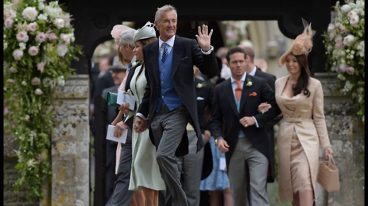 David Matthews (Mitte vorn) bei der Hochzeit seines Sohnes James mit Pippa Middleton. 