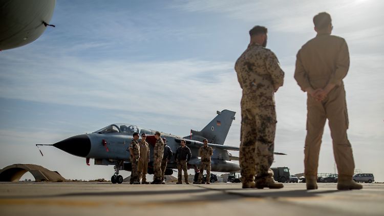 Ein modernes, abhörsicheres Kommunikationssystem fehlt den deutschen Tornados ebenso wie ein Freund-Feind-Erkennungssystem.