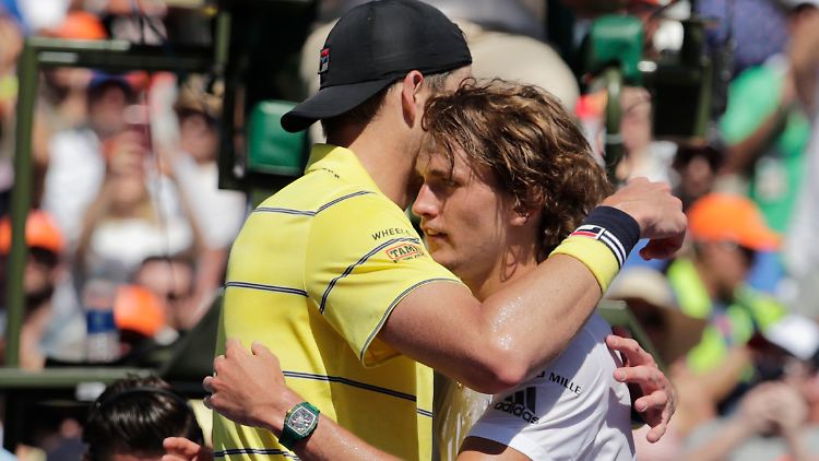John Isner und Alexander Zverev kennen sich schon seit Jahren - und duellierten sich früh.