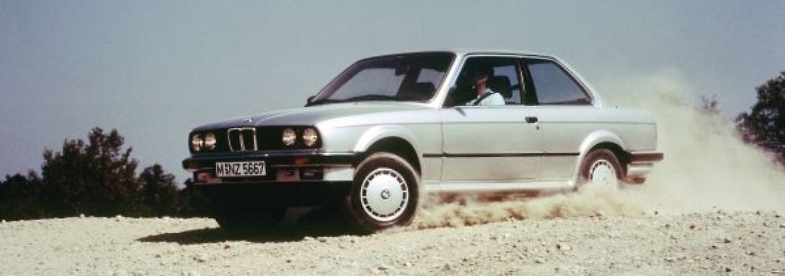 P90200624_lowRes_bmw-325ix-e30-10-201.jpg