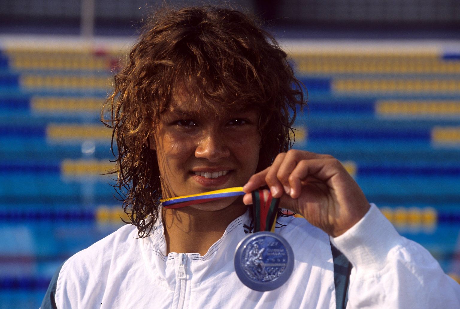 Franziska van Almsick ist mit 14 Jahren schon ein Star: Bei den Olympischen Spielen in Barcelona 1992 holt sie sensationell über 200 Meter Freistil Silber. Am 5. April 2018 wird sie 40 Jahre alt.