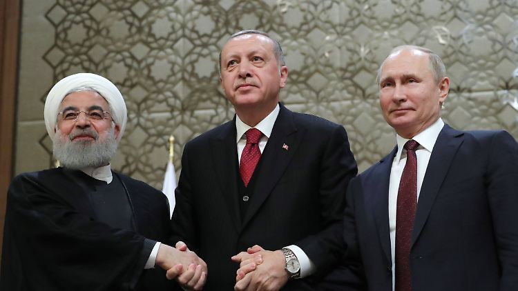Ruhani, Erdogan und Putin trafen sich in Ankara - anschließend gaben sie eine Erklärung zu Syrien ab.