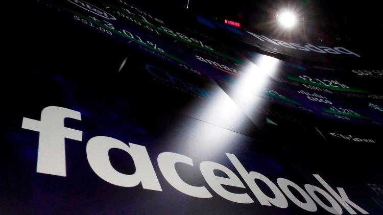 Jeden Monat nutzen nach Unternehmensangaben 2,2 Milliarden Menschen Facebook.