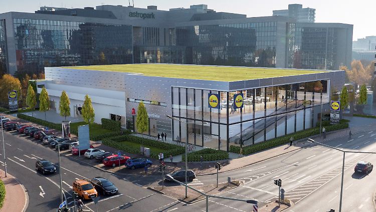 Eine Computer-Darstellung zeigt die geplante Lidl-"Metropolfiliale" in Frankfurt-Niederrad.