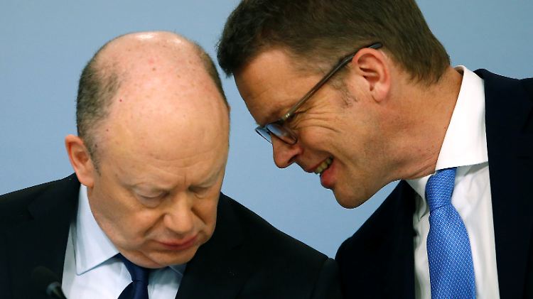 Seit 25 Jahren bei der Deutschen Bank: Christian Sewing (r.) löst John Cryan ab.