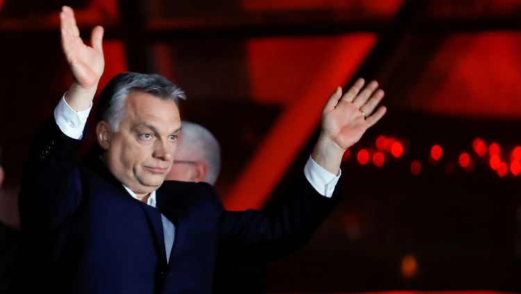 Orban regiert seit 2010 in Ungarn. Er fährt einen nationalistischen und einwanderungsfeindlichen Kurs.