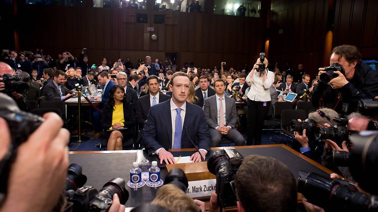 Mark Zuckerberg gehörte im US-Senat die gesamte Aufmerksamkeit.