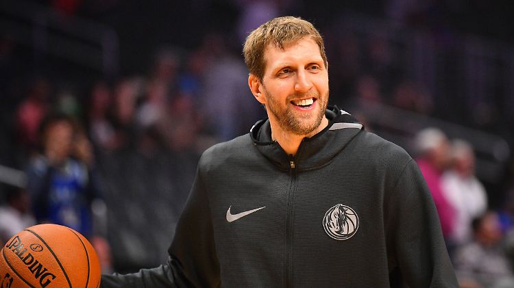 "Mit meiner Erfahrung kann ich mich an so ziemlich alles anpassen", sagt Dirk Nowitzki.