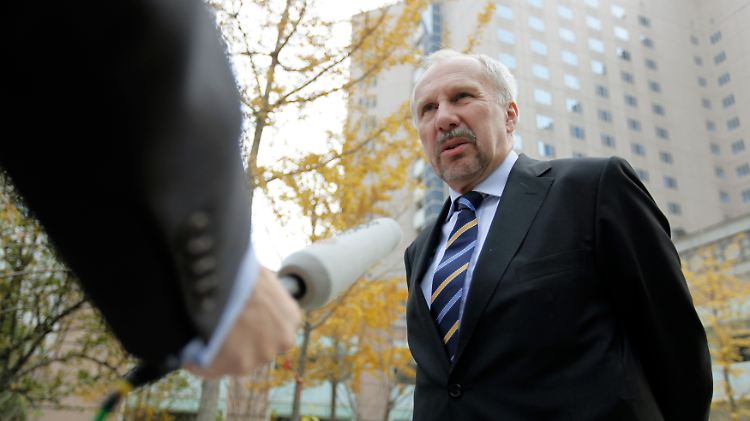 Österreichs Notenbankchef spricht, die EZB rudert zurück: Analysten heben die Augenbrauen - und schauen sich Nowotnys Worte genauer an.