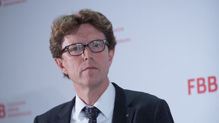Lieber ohne Weste und Helm: Lütke Daldrup ist Manager, nicht Bauarbeiter.