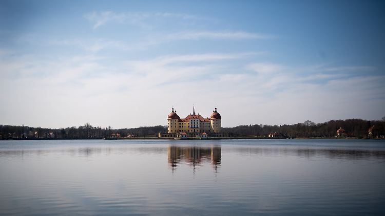 Auch ohne Aschenbrödel schön: Schloss Moritzburg.
