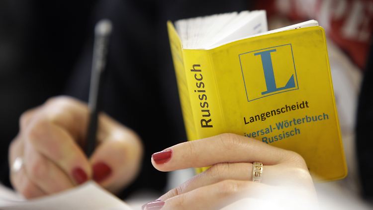 Deutsche Sprache, schwere Sprache - um die Prüfung zu schaffen, übernahmen diese einfach Betrüger für die Teilnehmer.