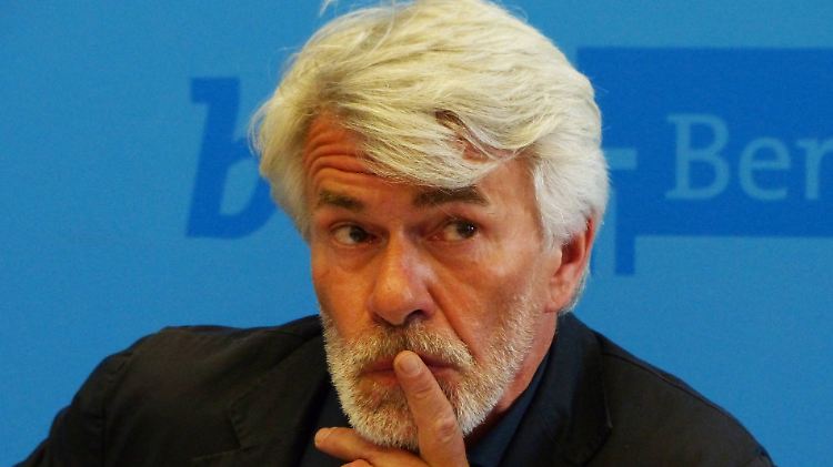 Erst im Herbst 2017 übernahm Chris Dercon für Frank Castorf an der Berliner Volksbühne - wenige Monate