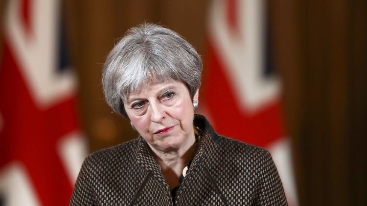 Premierministerin May regiert im Oberhaus nur mit einer hauchdünnen Mehrheit.
