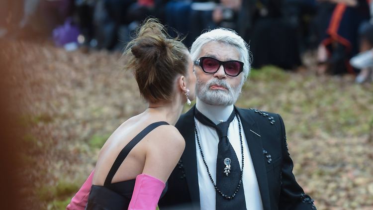 Lagerfeld glaubt von den Anschludigungen gegen den Stylisten Karl Templer kein Wort.